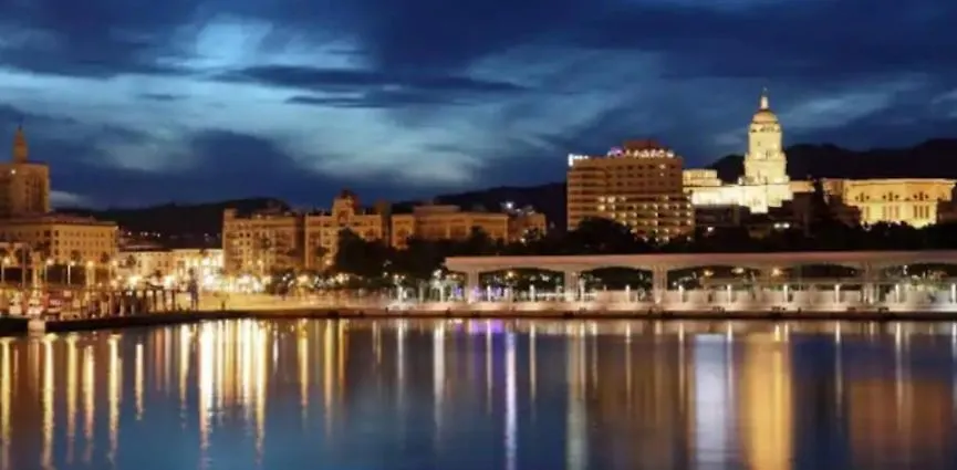 Appartement LOFT céntrico cerca de la playa ! LA BIZNAGA à Málaga